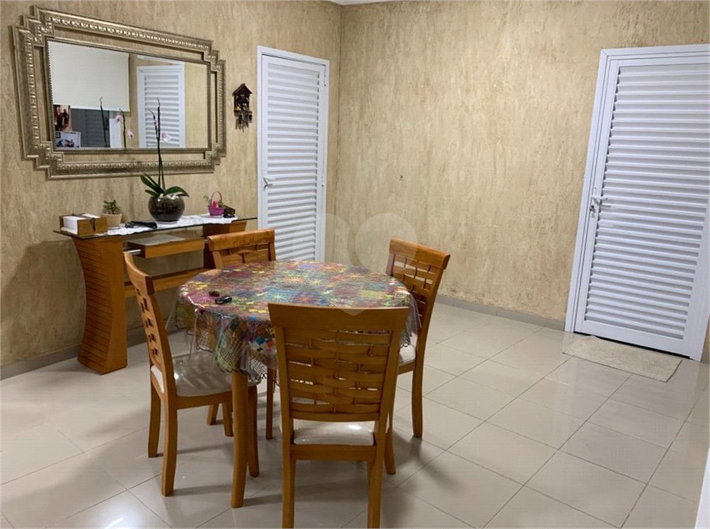 Casa à venda com 4 suítes em Parque dos Príncipes, São Paulo, SP