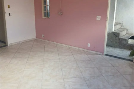 Casa à venda com 5 quartos em Capão Redondo, São Paulo, SP
