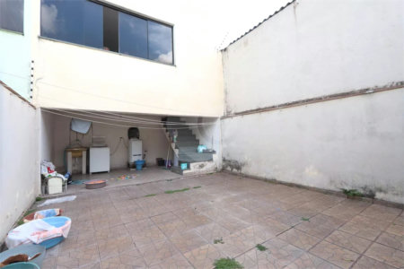Casa Térrea à venda com 3 quartos, sendo 1 suíte, em Vila Alpina, São Paulo, SP