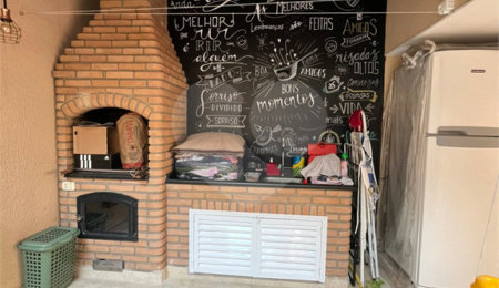 Casa à venda com 3 quartos, sendo 1 suíte,  no condomínio Vila Siqueira, São Paulo - SP