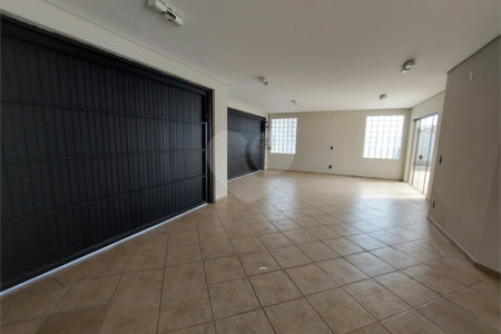 Casa à venda com 4 suítes no condomínio Reserva Colonial, Valinhos - SP