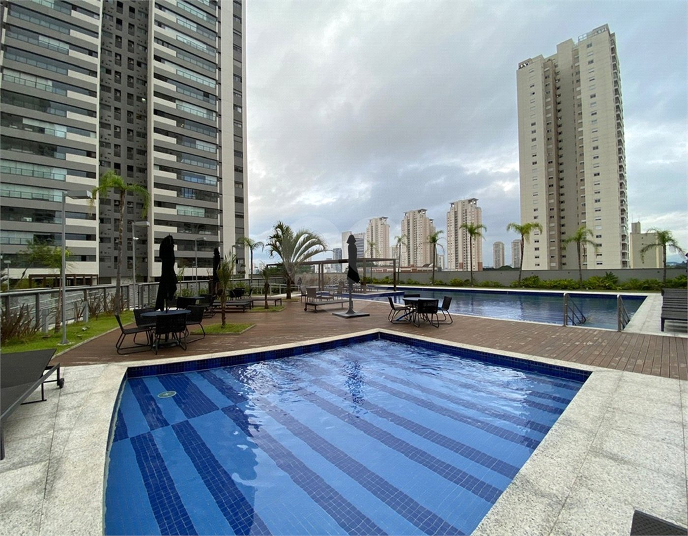 Apartamento à venda com 3 suítes em Vila Leopoldina, São Paulo, SP