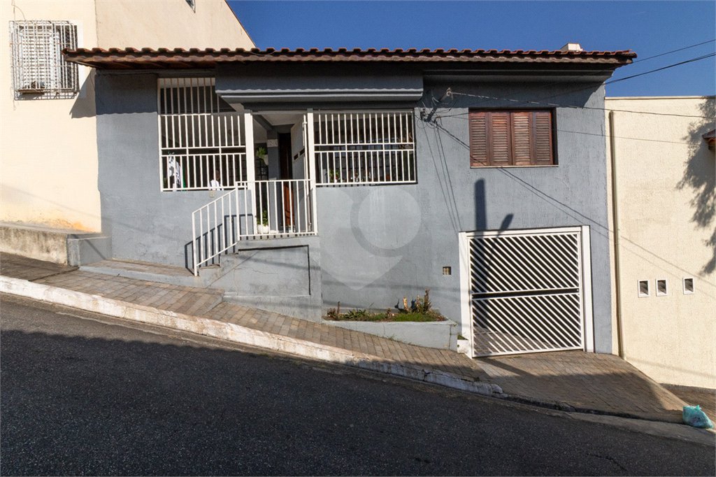 Casa à venda com 3 quartos, sendo 1 suíte, em Chora Menino, São Paulo, SP