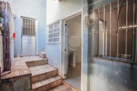 Oportunidade Única para Renda: 5 Casas em 328 m² no Bairro Saúde!