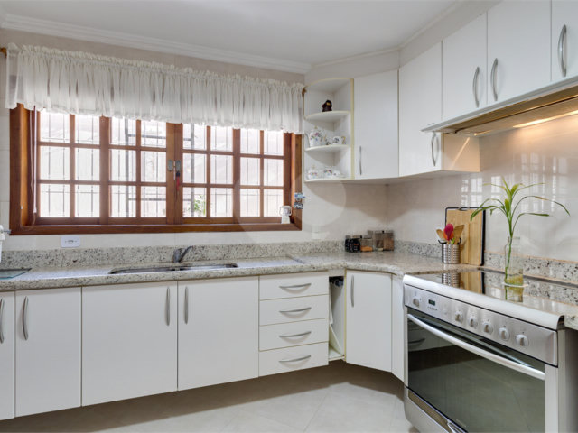 Casa à venda com 3 quartos em Chácara Monte Alegre, São Paulo, SP