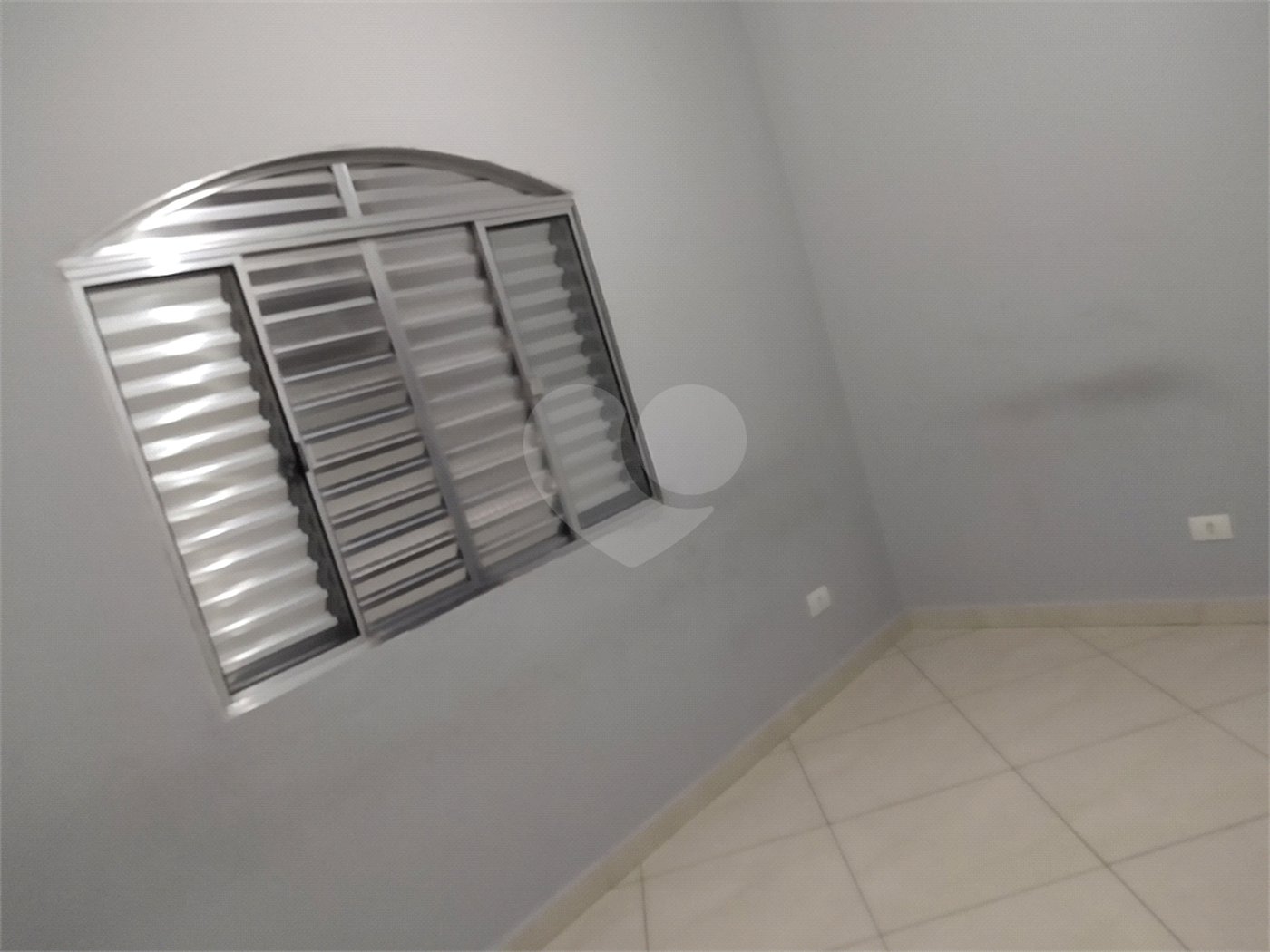 Sobrado à venda com 3 quartos, sendo 1 suíte,  em Residencial Rancho Grande, Itaquaquecetuba, SP