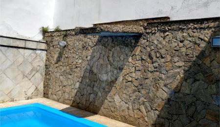 Casa à venda com 3 quartos, sendo 1 suíte,  em Vila Mariana, São Paulo, SP