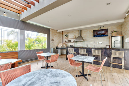 Apartamento à venda com 3 quartos, sendo 2 suítes, em Santo Amaro, São Paulo, SP