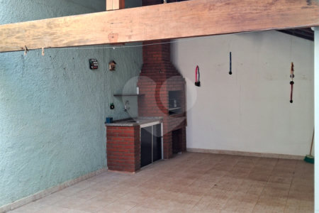 Sobrado à venda com 3 quartos, sendo 1 suíte,  em Cidade Nova I, Indaiatuba, SP