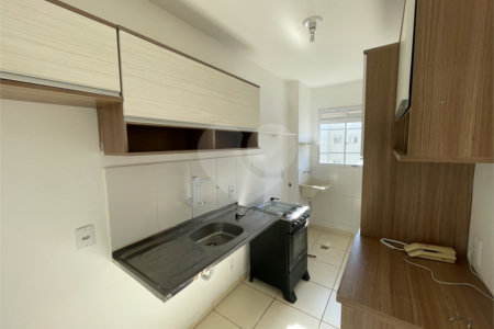 Apartamento para alugar com 2 quartos em Vila Popular, Itapetininga, SP