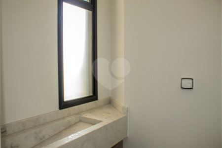 Casa à venda com 3 suítes no condomínio Residencial Central Parque, Salto - SP
