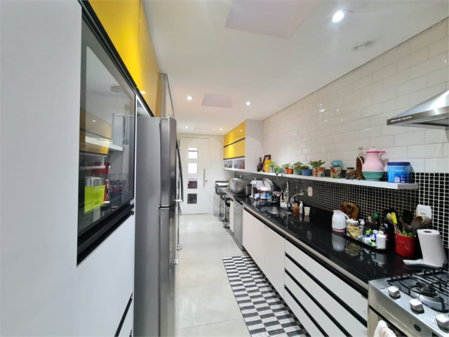 Casa à venda com 4 suítes no condomínio Villaggio Di Palme, São Paulo - SP