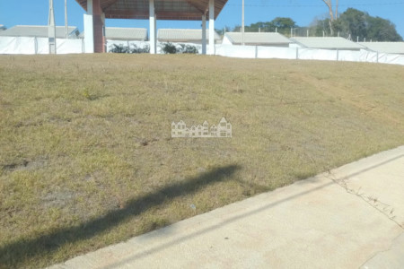 Casa à venda com 2 quartos em Caetetuba, Atibaia, SP