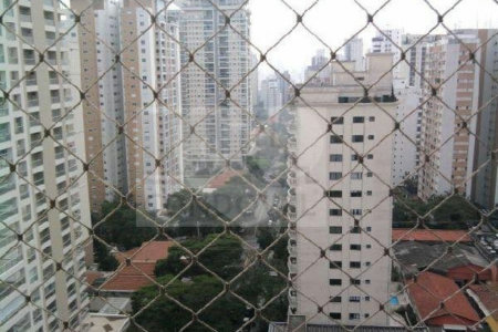 Apartamento à venda com 3 suítes em Campo Belo, São Paulo, SP