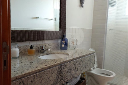 Apartamento à venda com 3 suítes em Itaguá, Ubatuba, SP