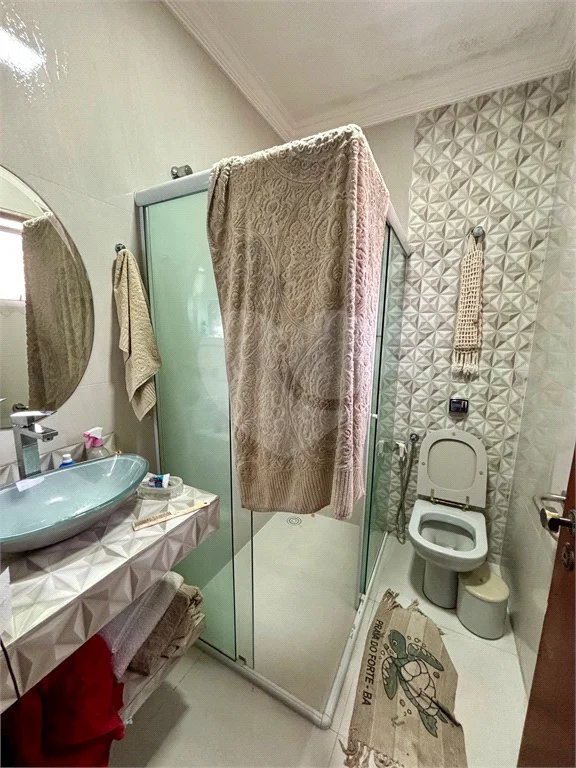 Casa à venda com 4 quartos, sendo 3 suítes, no condomínio Tremembé, São Paulo - SP