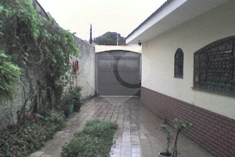 Casa Térrea à venda ou para alugar com 3 suítes em Vila Isolina Mazzei, São Paulo, SP