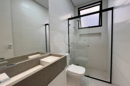 Casa à venda com 4 suítes no condomínio Alphaville Nova Esplanada 1, Votorantim - SP