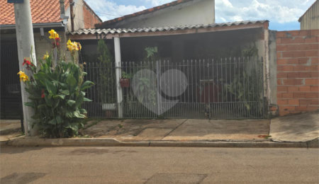 Casa à venda com 1 quarto em Vila Célia, Itapetininga, SP
