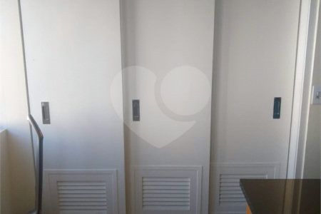 Apartamento à venda com 2 quartos, sendo 1 suíte, em Cerqueira César, São Paulo, SP