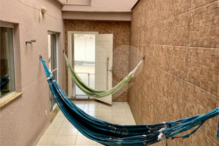 Sobrado à venda com 3 suítes em Vila Mazzei, São Paulo, SP