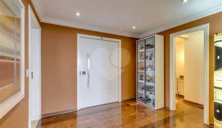 Apartamento à venda com 4 suítes em Jardim Marajoara, São Paulo, SP