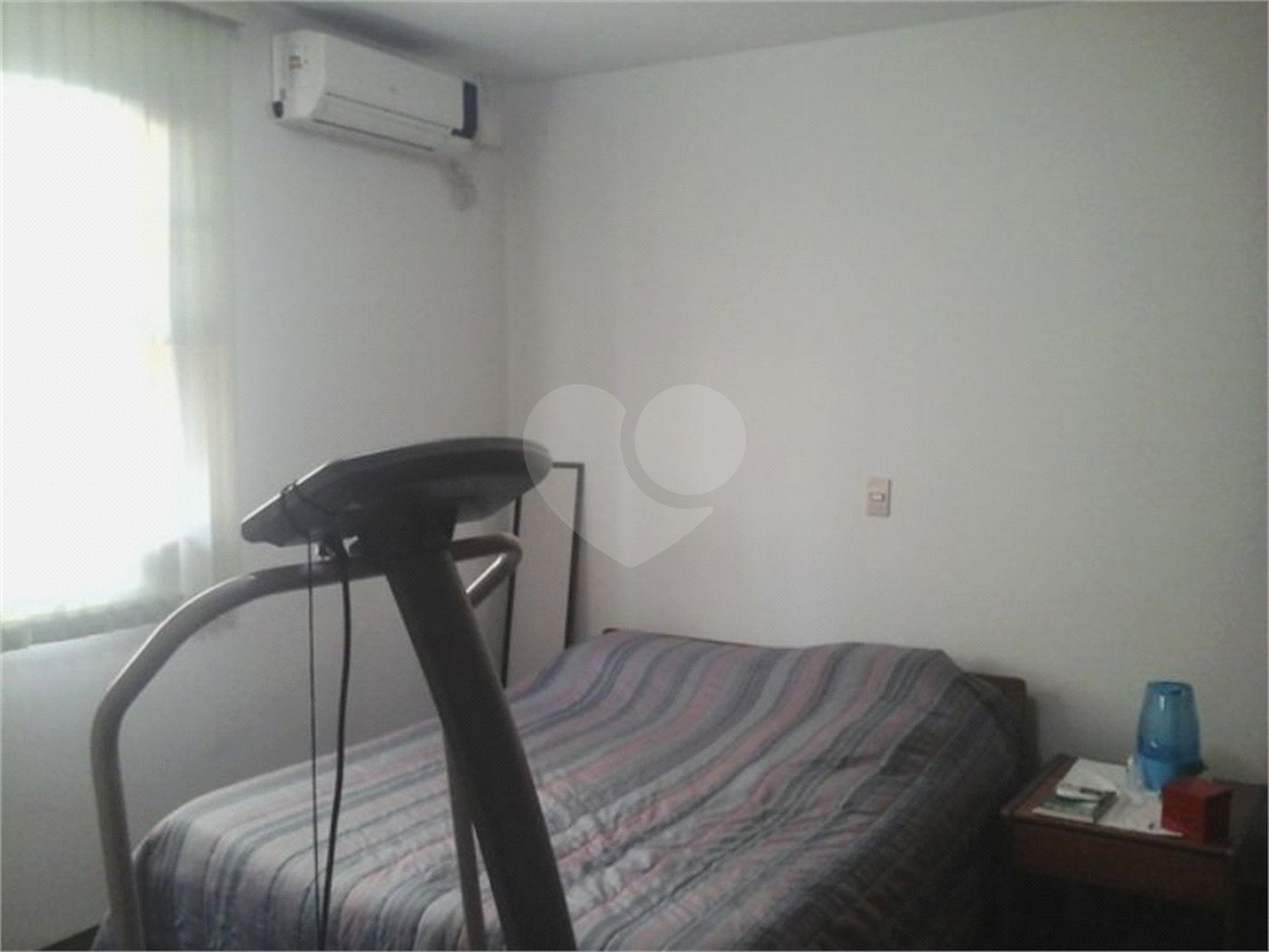 Casa à venda com 3 quartos, sendo 1 suíte,  em Santo Amaro, São Paulo, SP