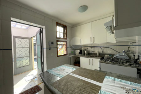 Sobrado à venda com 3 quartos, sendo 2 suítes, em Alto da Boa Vista, São Paulo, SP