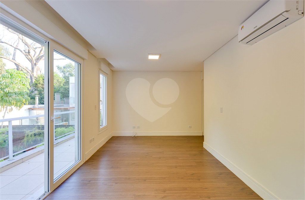 Casa à venda com 4 suítes no condomínio Porto Fino, São Paulo - SP