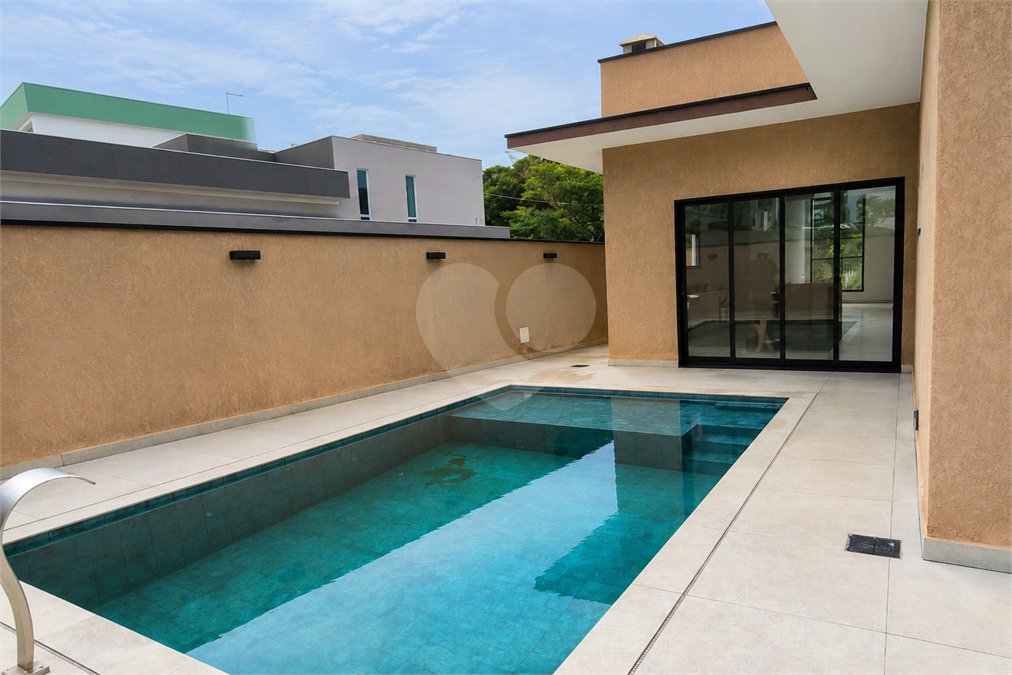 Casa à venda com 3 quartos, sendo 1 suíte, no condomínio Residencial Jardim Villa Verona, Sorocaba - SP