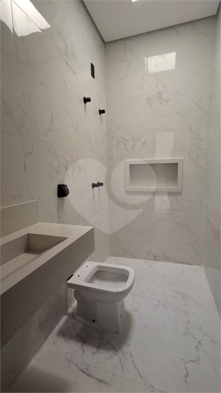 Casa à venda com 3 quartos, sendo 1 suíte, no condomínio Horto Florestal 1, Sorocaba - SP