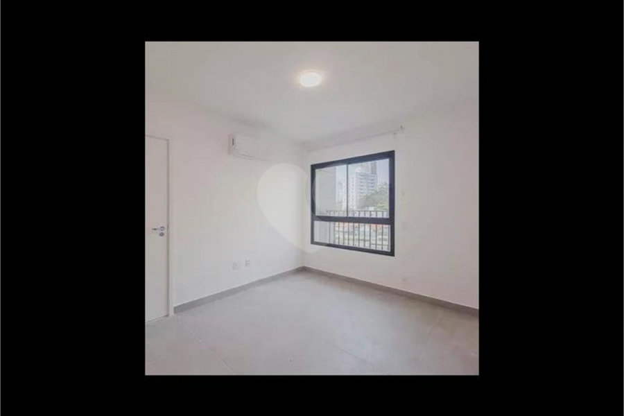 Praticidade e Localização em Perdizes: Apartamento Compacto de 30 m²!
