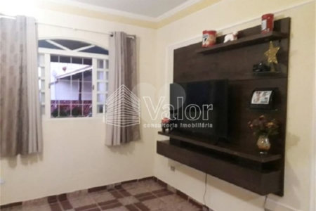 Casa de 2 Quartos no Douradinho, São Carlos-SP