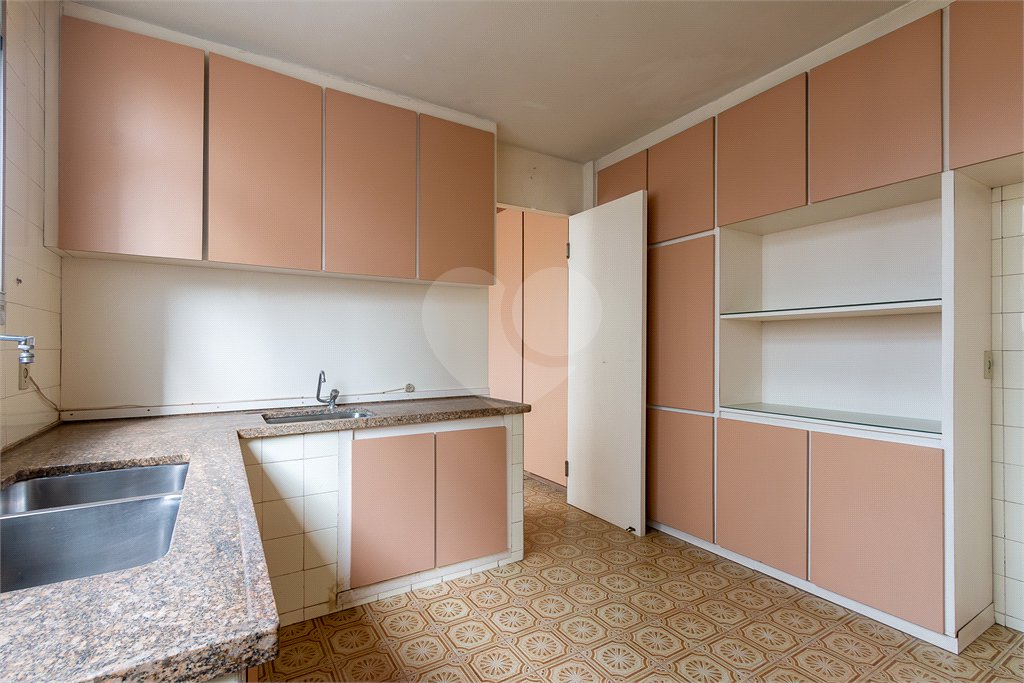 Apartamento para venda em Higienópolis com 3 dormitórios, - R Gabriel Dos Santos.Estuda Permuta.