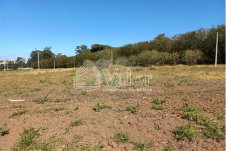 Terreno com 286,00 m² de área total.