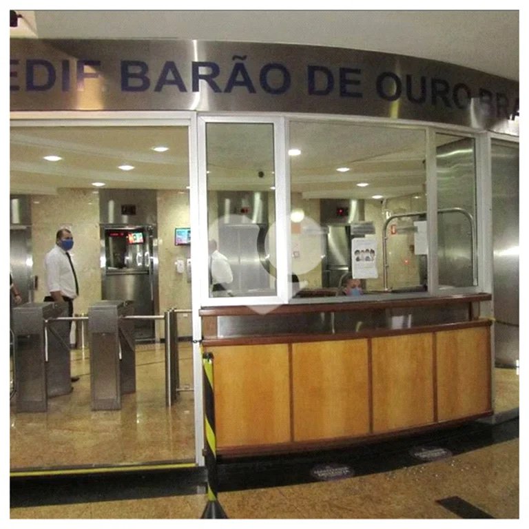 Sala comercial com 43 m² de área útil para locação no Paraíso