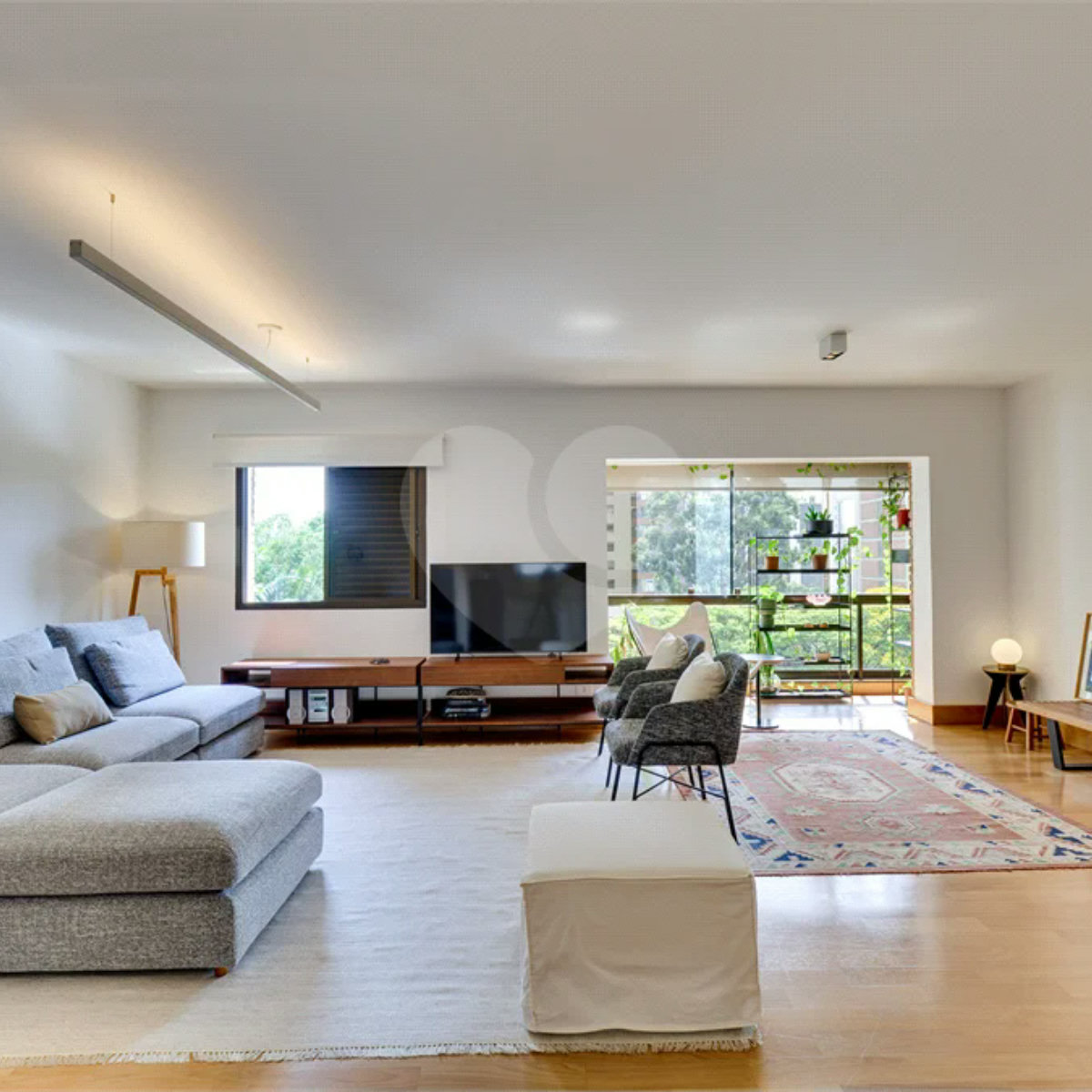 Apartamento à venda com 2 quartos, sendo 1 suíte,  em Campo Belo, São Paulo, SP