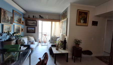 Apartamento à venda com 2 quartos, sendo 1 suíte,  em Moema, São Paulo, SP