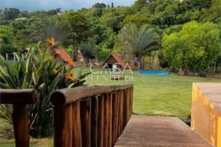 Chácara à venda com 2 suítes em Araçoiaba da Serra, SP