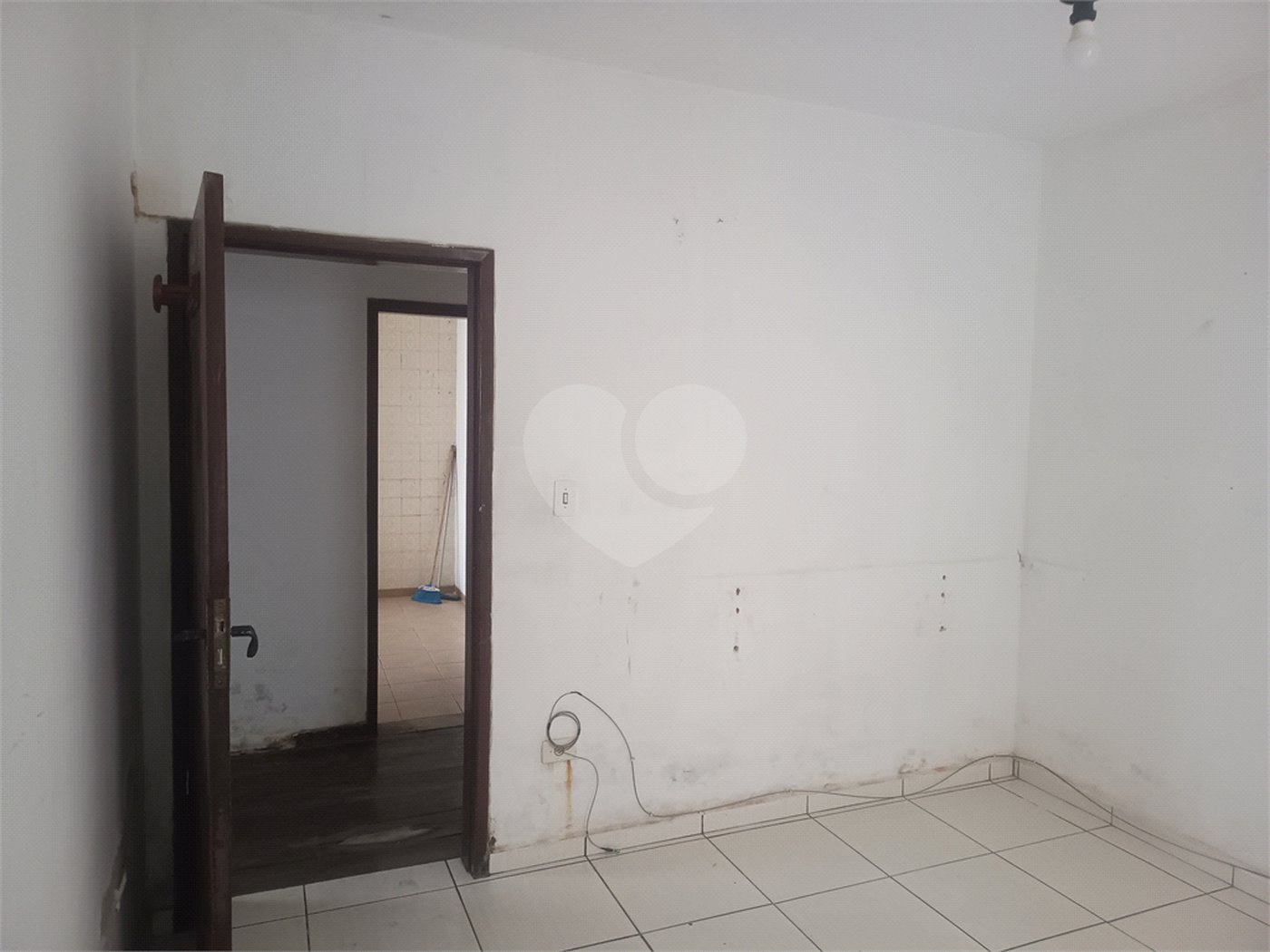 Casa Térrea à venda com 3 quartos, sendo 1 suíte,  em Campininha, São Paulo, SP