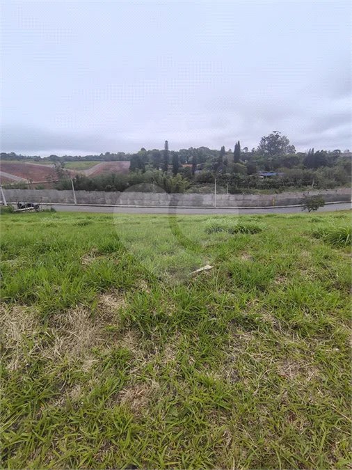 LOTE À VENDA NO PARADISE GARDENS DE 176 M² -Porteira preta/SP