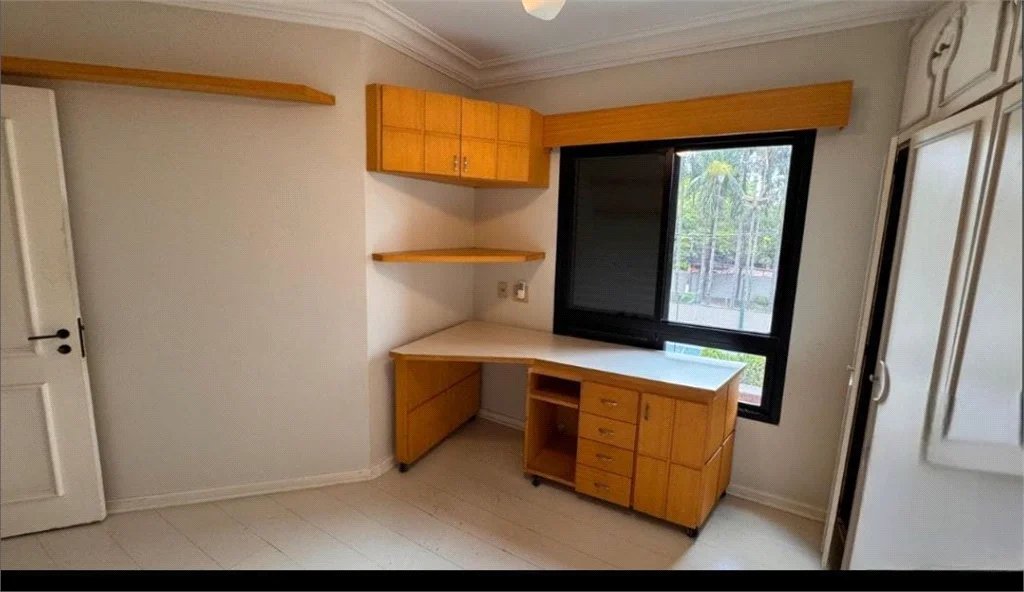 Apartamento à venda ou para alugar com 3 quartos, sendo 1 suíte, em Vila Andrade, São Paulo, SP