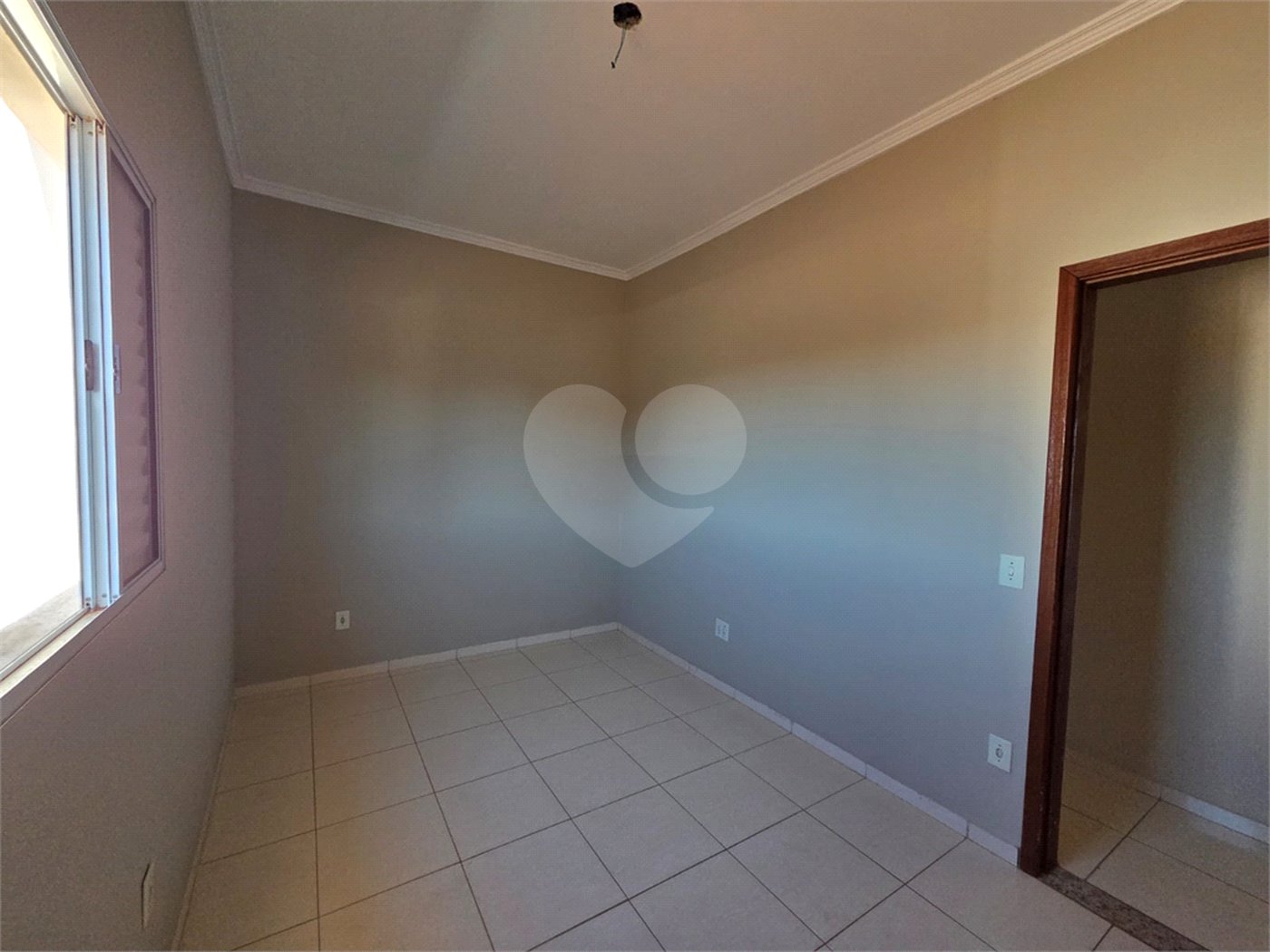 Casa à venda com 3 quartos, sendo 1 suíte, em Vila José Salem, Itapetininga, SP