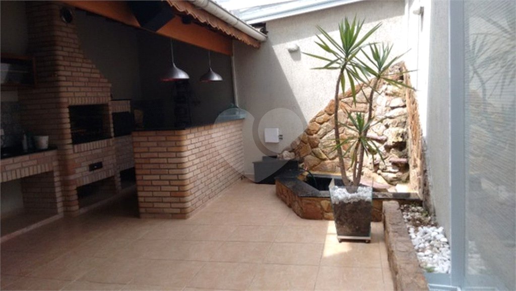 Sobrado à venda com 3 quartos, sendo 1 suíte, em Vila Antonina, São Paulo, SP