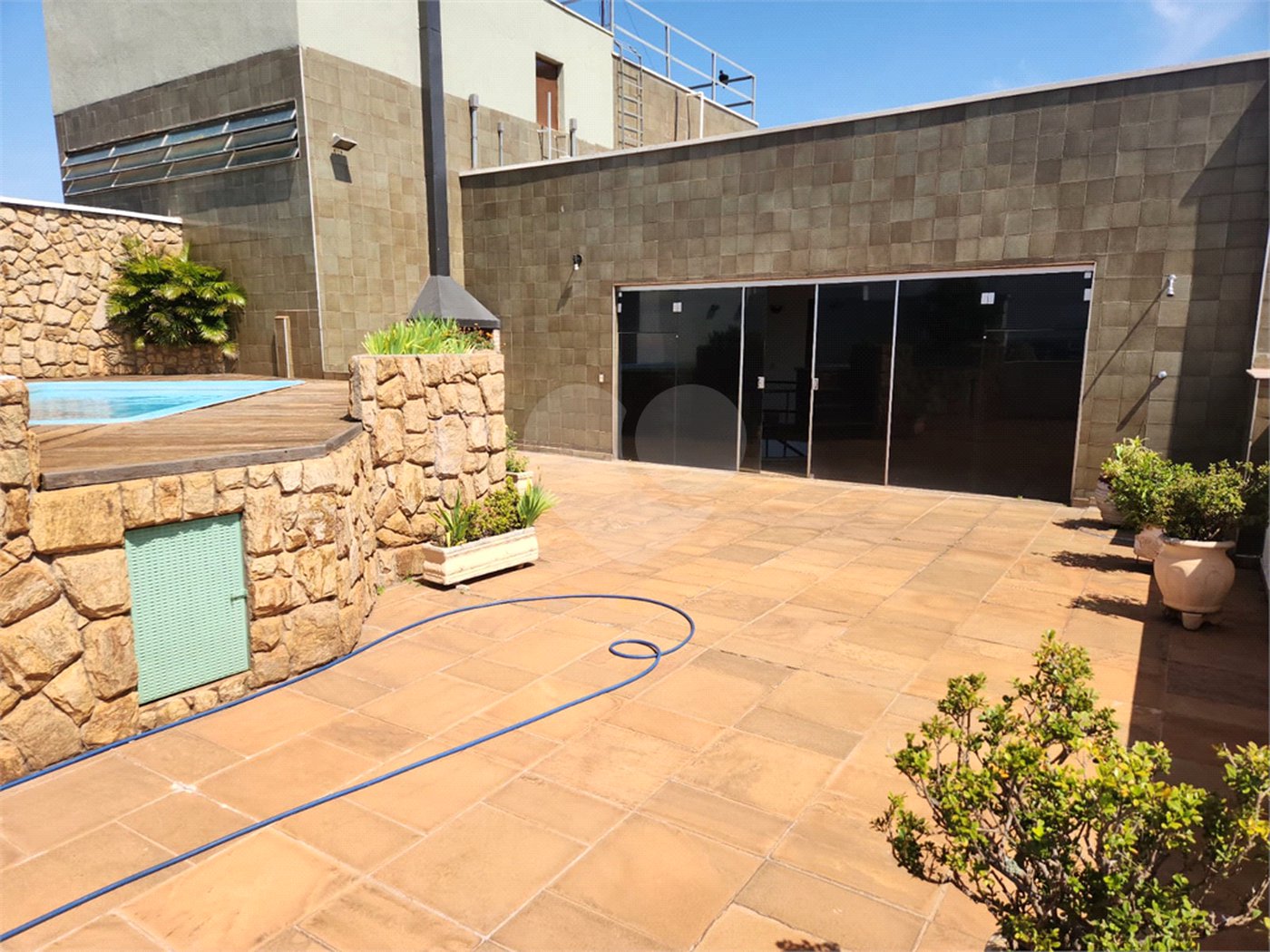 Apartamento à venda ou para alugar com 5 quartos, sendo 2 suítes, no Centro, Araraquara, SP