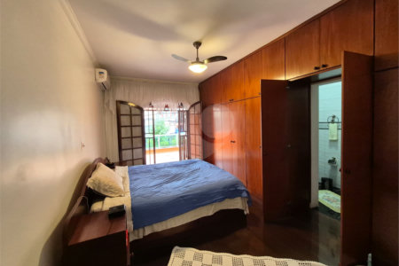 Sobrado à venda com 3 quartos, sendo 1 suíte, em Jardim Sarah, São Paulo, SP