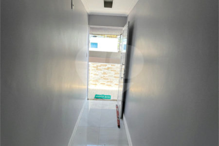 Sobrado à venda com 3 quartos, sendo 1 suíte, em Santíssimo, Rio de Janeiro, RJ