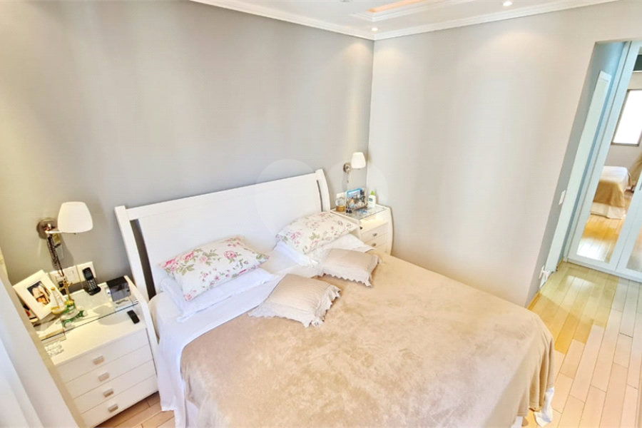 Apartamento à venda com 3 suítes em Santa Terezinha, São Paulo, SP