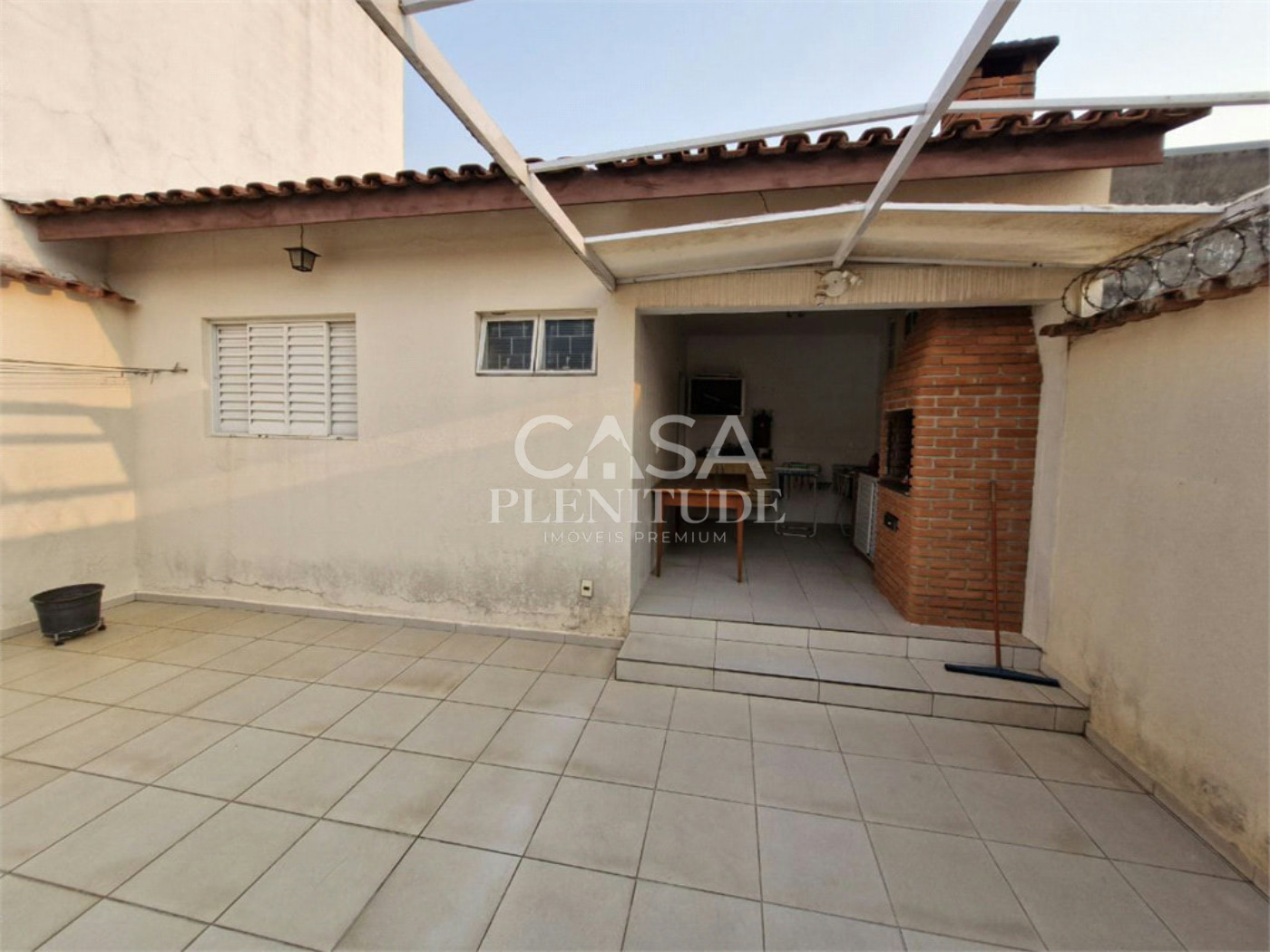 Casa à venda com 2 quartos, sendo 1 suíte,  em Jardim Saira, Sorocaba, SP