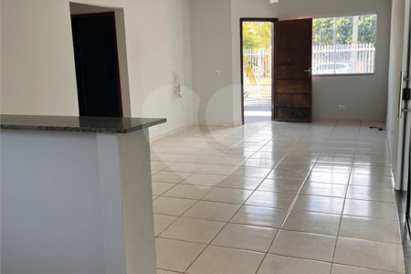 Casa à venda com 3 quartos em Ipê, Três Lagoas, MS